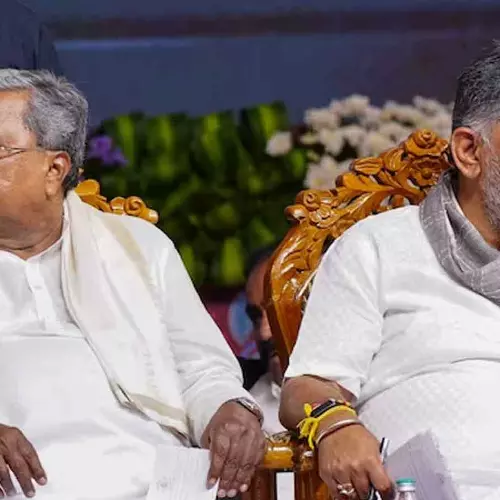 കർണാടകയിലെ തീരുമാനം അതീവശ്രദ്ധയോടെ; ഹൈക്കമാൻഡ് ഭയക്കുന്ന സിദ്ധു ഫാക്ടർ എന്താണ് ?