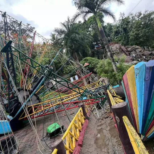 അമ്യൂസ്മെന്റ് പാർക്കിൽ റൈഡ് പൊട്ടി വീണ് കുട്ടികളടക്കം നിരവധി പേർക്ക് പരിക്ക്