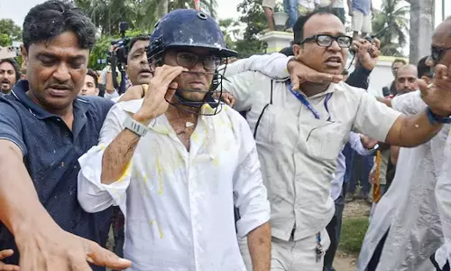 Abhishek has blood clots after attack mamata Abhishek has blood clots after attack mamata