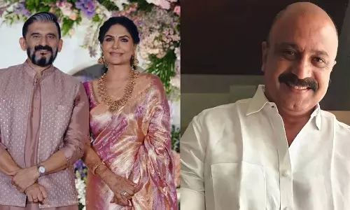 ‘കഴിഞ്ഞ 13 വർഷമായി ആശാ ശരത്തിന്റെ ഭർത്താവ് ഉദ്യോഗം വഹിക്കുന്ന ആളാണ് ഞാൻ’: സോഷ്യൽ മീഡിയയിൽ വൈറലായി സിദ്ദീഖിൻ്റെ വാക്കുകൾ ‘കഴിഞ്ഞ 13 വർഷമായി ആശാ ശരത്തിന്റെ ഭർത്താവ് ഉദ്യോഗം വഹിക്കുന്ന ആളാണ് ഞാൻ’: സോഷ്യൽ മീഡിയയിൽ വൈറലായി സിദ്ദീഖിൻ്റെ വാക്കുകൾ