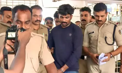 നെടുമങ്ങാട്ടെ ഒന്നര വയസുകാരന്റെ കൊലപാതകം; ഒന്നാംപ്രതി അഷ്കറിന്മേൽ എസ്സി / എസ് ടി വകുപ്പുകൾ കൂടി ചുമത്തി നെടുമങ്ങാട്ടെ ഒന്നര വയസുകാരന്റെ കൊലപാതകം; ഒന്നാംപ്രതി അഷ്കറിന്മേൽ എസ്സി / എസ് ടി വകുപ്പുകൾ കൂടി ചുമത്തി
