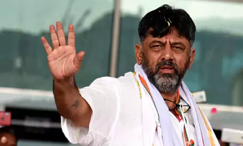 രണ്ട് ദിവസത്തിനിടെ മന്ത്രിയുടെ രാജി, അതൃപ്തി അറിയിച്ച് കൂടുതൽ മന്ത്രിമാർ; ഡി.കെ ശിവകുമാറിന് തലവേദനയായി ആഭ്യന്തര കലഹം