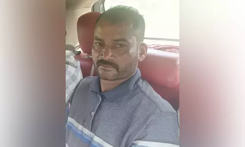 കൊലപാതക കേസിൽ ജാമ്യത്തിൽ ഇറങ്ങി മുങ്ങിയ പിടികിട്ടാപുള്ളി എട്ടു വർഷത്തിനുശേഷം പിടിയിൽ കൊലപാതക കേസിൽ ജാമ്യത്തിൽ ഇറങ്ങി മുങ്ങിയ പിടികിട്ടാപുള്ളി എട്ടു വർഷത്തിനുശേഷം പിടിയിൽ