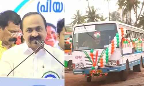 ചരിത്രത്തിലേക്ക് ഡബിൾ ബെൽ; കെഎസ്ആർടിസി സ്ത്രീ സൗജന്യയാത്രക്ക് തുടക്കം