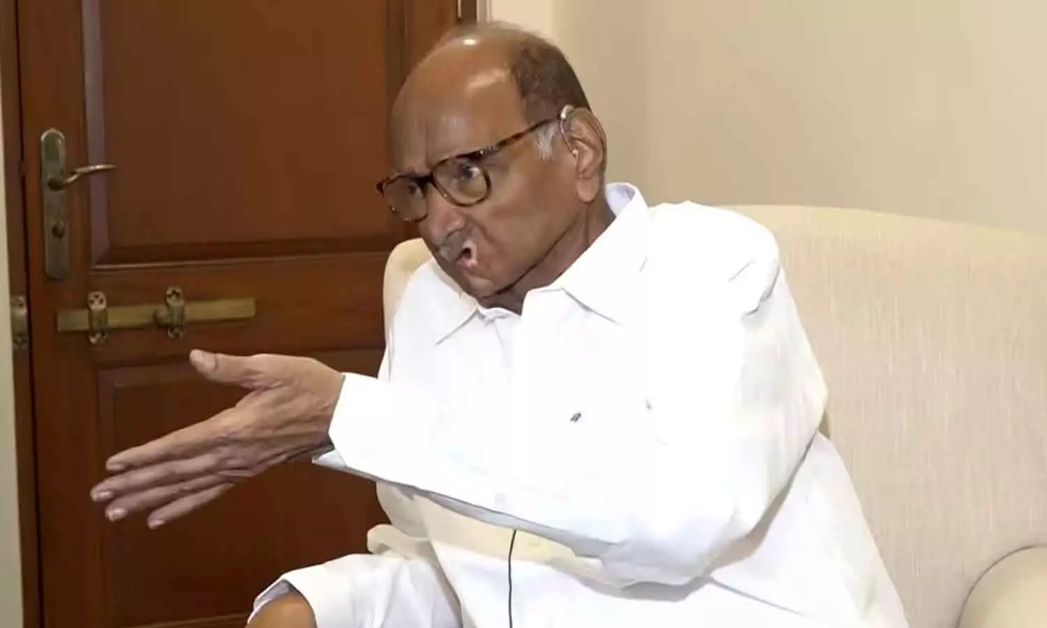ശിവസേനയിലെ പിളർപ്പ്; ശരദ് പവാർ വിഭാഗത്തിൽ ആശങ്ക, എംപിമാരുടെ അടിയന്തര യോഗം വിളിച്ചു ശിവസേനയിലെ പിളർപ്പ്; ശരദ് പവാർ വിഭാഗത്തിൽ ആശങ്ക, എംപിമാരുടെ അടിയന്തര യോഗം വിളിച്ചു