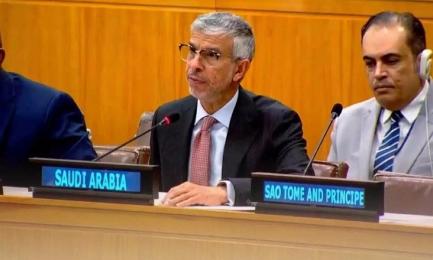 The Kingdom affirms the importance of strengthening international cooperation to address humanitarian challenges. The Kingdom affirms the importance of strengthening international cooperation to address humanitarian challenges.