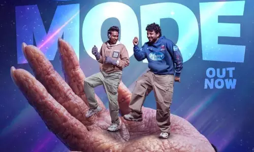 തൂക്കി ചുവന്ന കരങ്ങള്‍ക്ക് ശേഷം യുഎഫ്ഒ മോഡുമായി അര്‍ക്കാഡോ