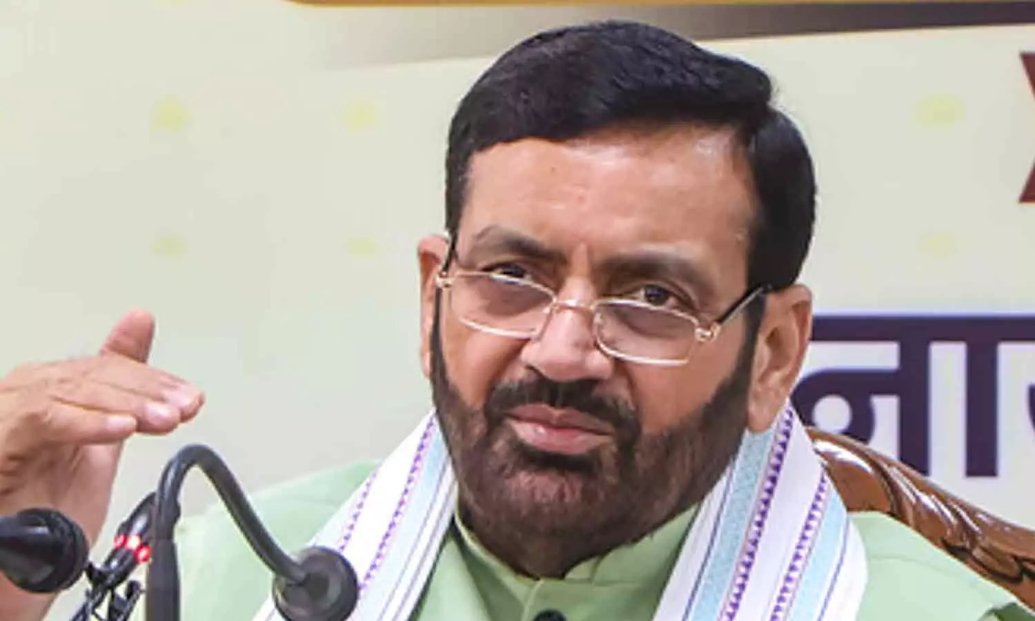 എന്തറിഞ്ഞിട്ടെന്താ, യോഗ അറിയില്ലെങ്കിൽ സർക്കാർ ജോലിക്ക് യോഗമില്ല; മത്സരപരീക്ഷകളിൽ യോഗ നിർബന്ധമാക്കി ഹരിയാന സർക്കാർ എന്തറിഞ്ഞിട്ടെന്താ, യോഗ അറിയില്ലെങ്കിൽ സർക്കാർ ജോലിക്ക് യോഗമില്ല; മത്സരപരീക്ഷകളിൽ യോഗ നിർബന്ധമാക്കി ഹരിയാന സർക്കാർ