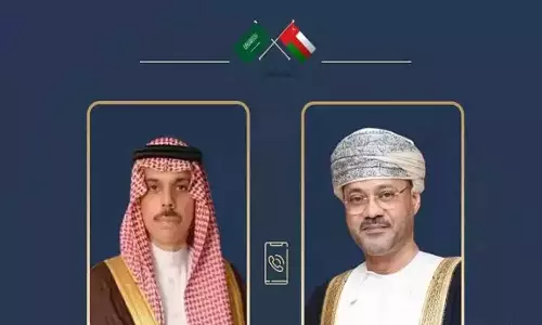 Freedom of navigation in Hormuz; Omani, Saudi foreign ministers hold phone conversation
