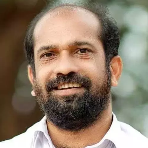 അടാട്ടില്‍ 15-ാം വാര്‍ഡ് മെമ്പറായി തുടരും; ഗ്രാമപഞ്ചായത്ത് പ്രസിഡന്റ് സ്ഥാനം രാജിവെക്കാന്‍ അനില്‍ അക്കര