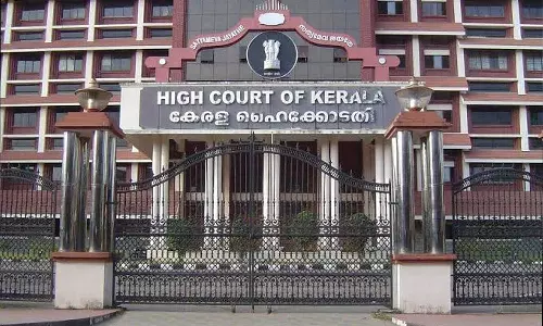 വിൽപനയുടെ മാനദണ്ഡങ്ങൾ പാലിച്ചില്ല; കോഴിക്കോട്ടെ 30 കോടിയുടെ കെട്ടിടം കെഎഫ്സി 9.18 കോടിക്ക് ലേലം ചെയ്തത് റദ്ദാക്കി ഹൈക്കോടതി