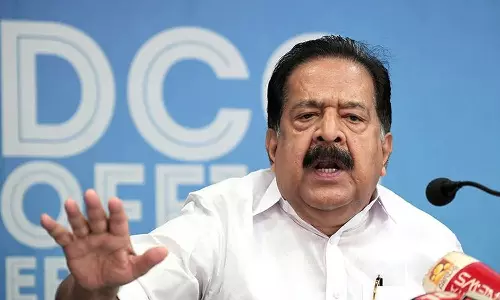 ചെറിയ അണലികളെക്കൊണ്ട് കൊത്തിച്ച് ലഹരി ഉപയോഗം; പ്രസ്താവനയിലെ പിഴവ് തിരുത്തി ആഭ്യന്തര മന്ത്രി