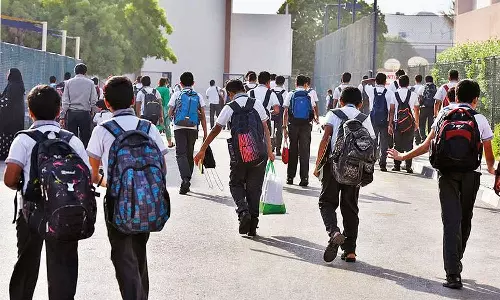 UAE Announces July 3 Start for Summer Vacation UAE Announces July 3 Start for Summer Vacation