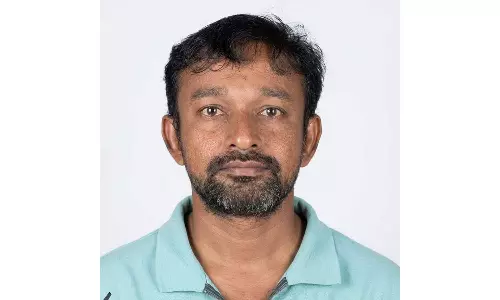 മുക്കുപണ്ടം പണയം വെച്ച് ബാങ്കിൽ നിന്ന് അഞ്ചര ലക്ഷം തട്ടിയ യുവാവ് പിടിയിൽ മുക്കുപണ്ടം പണയം വെച്ച് ബാങ്കിൽ നിന്ന് അഞ്ചര ലക്ഷം തട്ടിയ യുവാവ് പിടിയിൽ