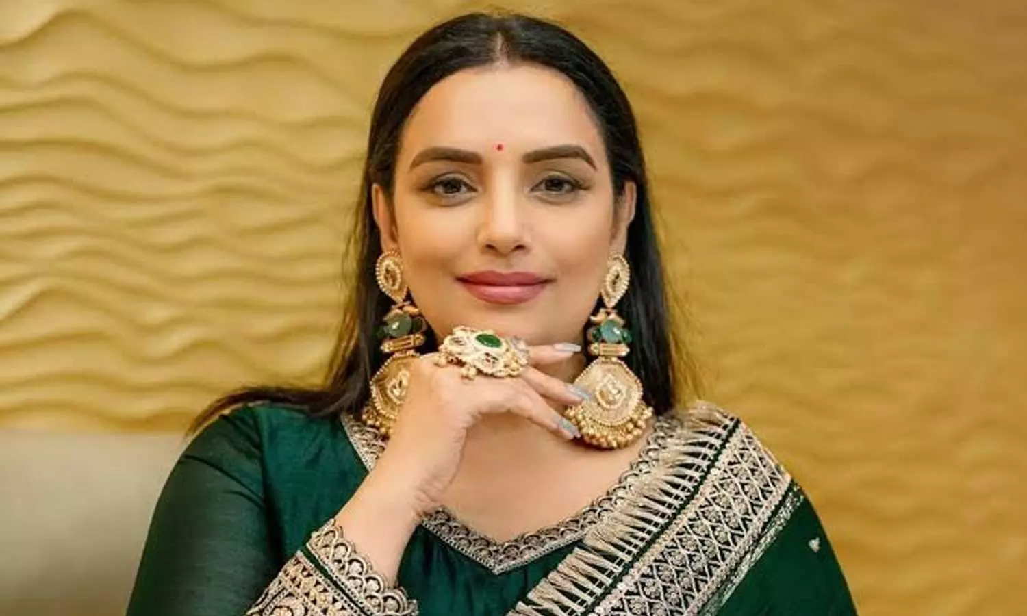Shwetha menon ramesh pisharody phone call Shwetha menon ramesh pisharody phone call