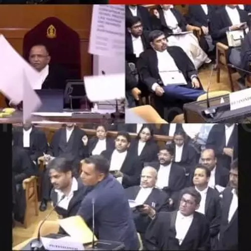 ജഡ്ജിമാർക്കെതിരെ യുവാവിന്‍റെ അസഭ്യ വര്‍ഷം; സുപ്രിംകോടതിയിൽ  നാടകീയ രംഗങ്ങൾ