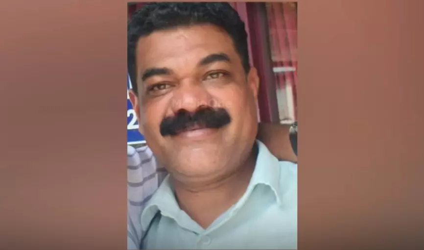 മലപ്പുറം മൂന്നിയൂരിൽ കോഴിമുട്ട വാങ്ങുന്നതിനെ ചൊല്ലി തര്ക്കം; റോഡിൽ തലയടിച്ചു വീണയാൾ മരിച്ചു മലപ്പുറം മൂന്നിയൂരിൽ കോഴിമുട്ട വാങ്ങുന്നതിനെ ചൊല്ലി തര്ക്കം; റോഡിൽ തലയടിച്ചു വീണയാൾ മരിച്ചു