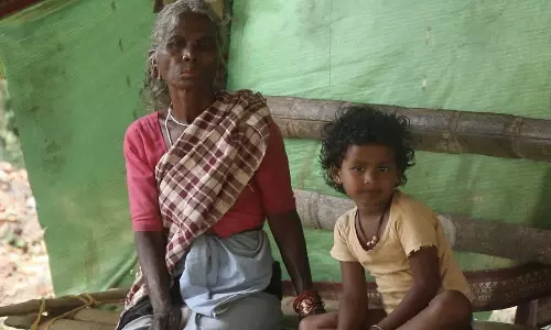 പട്ടയമില്ല, വീടില്ല, റോഡില്ല; നിയമയുദ്ധത്തിൽ പെട്ട് വയനാട് വിത്തുകാട്ടിലെ ജനത! പട്ടയമില്ല, വീടില്ല, റോഡില്ല; നിയമയുദ്ധത്തിൽ പെട്ട് വയനാട് വിത്തുകാട്ടിലെ ജനത!
