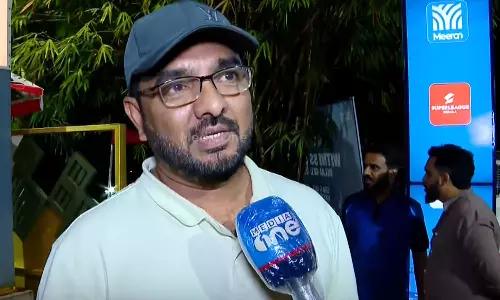 അർജന്റീനയുടെ കിരീടമോഹം തകർത്ത ഫെറാൻ ടോറസ്; ലോകകപ്പ് ഹീറോയുമായുള്ള സൗഹൃദം പങ്കുവെച്ച് കോഴിക്കോട്ടുകാരൻ സി.കെ.പി. ഷാനവാസ് അർജന്റീനയുടെ കിരീടമോഹം തകർത്ത ഫെറാൻ ടോറസ്; ലോകകപ്പ് ഹീറോയുമായുള്ള സൗഹൃദം പങ്കുവെച്ച് കോഴിക്കോട്ടുകാരൻ സി.കെ.പി. ഷാനവാസ്