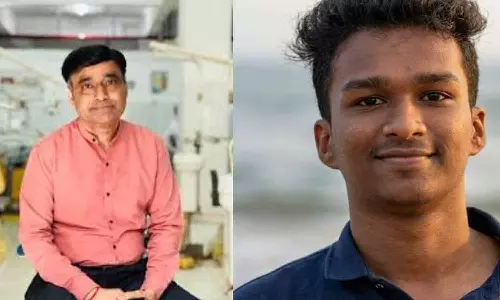 നാടകീയ രംഗങ്ങൾക്കു ശേഷം കസ്റ്റഡിയിലെടുത്ത ഡോ റാമിനെ നോട്ടീസ് നൽകി ക്രൈം ബ്രാഞ്ച് വിട്ടയച്ചു നാടകീയ രംഗങ്ങൾക്കു ശേഷം കസ്റ്റഡിയിലെടുത്ത ഡോ റാമിനെ നോട്ടീസ് നൽകി ക്രൈം ബ്രാഞ്ച് വിട്ടയച്ചു