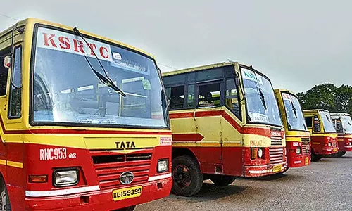ശബരിമല സീസണിലേക്ക് 600 ബസുകൾ വാടകയ്ക്കെടുക്കാൻ കെഎസ്ആർടിസി; ടെണ്ടർ ക്ഷണിച്ചു ശബരിമല സീസണിലേക്ക് 600 ബസുകൾ വാടകയ്ക്കെടുക്കാൻ കെഎസ്ആർടിസി; ടെണ്ടർ ക്ഷണിച്ചു