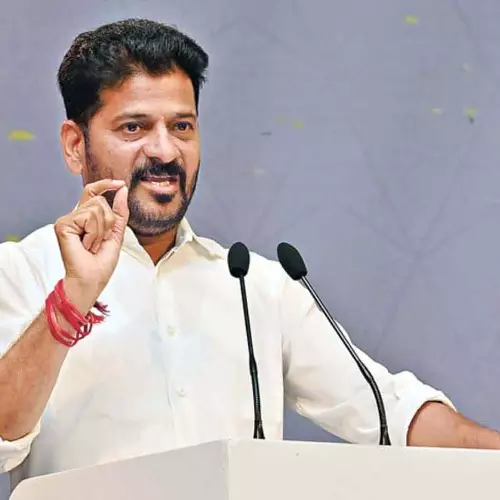 ജെൻ സികൾ എംഎൽഎയും എംപിയും ആവട്ടെ; തെരഞ്ഞെടുപ്പിൽ മത്സരിക്കാനുള്ള പ്രായപരിധി കുറയ്ക്കണമെന്ന് രേവന്ത് റെഡ്ഡി