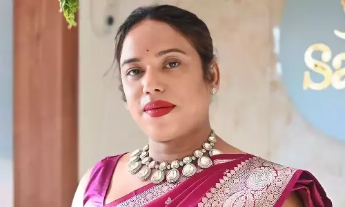 പ്രധാനമന്ത്രിയെ അവഹേളിച്ചെന്ന പരാതി; മേക്കപ്പ് ആർട്ടിസ്റ്റ് ജാൻ മണിക്കെതിരെ കേസ് പ്രധാനമന്ത്രിയെ അവഹേളിച്ചെന്ന പരാതി; മേക്കപ്പ് ആർട്ടിസ്റ്റ് ജാൻ മണിക്കെതിരെ കേസ്