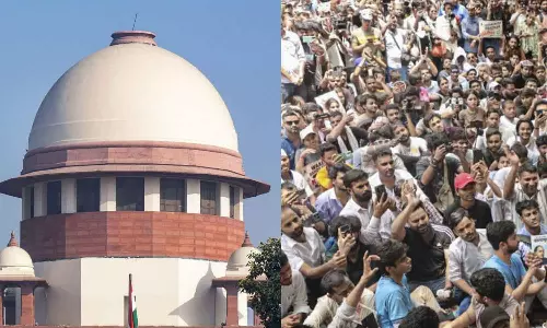 സർക്കാരിന് മനസ്സില്ല, കോടതിക്ക് സമയമില്ല, മാധ്യമങ്ങൾക്ക് വയ്യേവയ്യ; ലോകകപ്പിൽ നിന്ന് മൂന്ന് വാചാല ചിത്രങ്ങൾ സർക്കാരിന് മനസ്സില്ല, കോടതിക്ക് സമയമില്ല, മാധ്യമങ്ങൾക്ക് വയ്യേവയ്യ; ലോകകപ്പിൽ നിന്ന് മൂന്ന് വാചാല ചിത്രങ്ങൾ