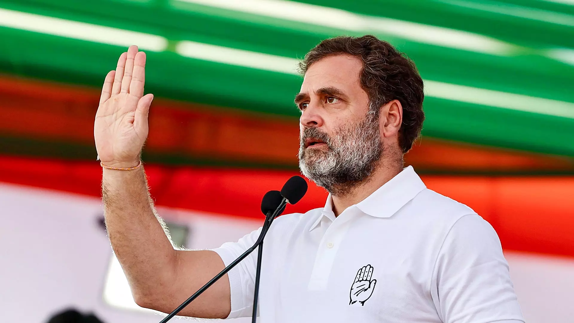 രാമക്ഷേത്ര ഭണ്ഡാരക്കൊള്ള; പാര്ലമെന്റ് പ്രതിഷേധത്തിൽ രാഹുൽ ഗാന്ധിക്കെതിരെ കേസ് രാമക്ഷേത്ര ഭണ്ഡാരക്കൊള്ള; പാര്ലമെന്റ് പ്രതിഷേധത്തിൽ രാഹുൽ ഗാന്ധിക്കെതിരെ കേസ്