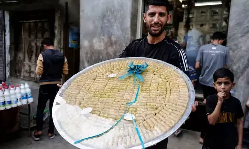 തീമഴപെയ്ത വഴികളിൽ പ്രതീക്ഷയുടെ വെളിച്ചം; സ്കൂൾ ഫൈനൽ പരീക്ഷയിൽ മികച്ച വിജയം നേടി ഗസ്സയിലെ കുട്ടികൾ തീമഴപെയ്ത വഴികളിൽ പ്രതീക്ഷയുടെ വെളിച്ചം; സ്കൂൾ ഫൈനൽ പരീക്ഷയിൽ മികച്ച വിജയം നേടി ഗസ്സയിലെ കുട്ടികൾ