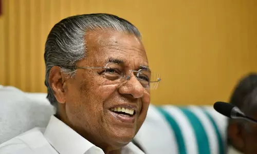 തുടർഭരണം അപകടമാണെന്ന് സാനുമാഷിന് തോന്നിയില്ല; എൽഡിഎഫ് സർക്കാരിനെ വിമർശിച്ച സാഹിത്യകാരൻമാരെ ഉന്നംവെച്ച് പ്രതിപക്ഷനേതാവ് പിണറായി വിജയൻ തുടർഭരണം അപകടമാണെന്ന് സാനുമാഷിന് തോന്നിയില്ല; എൽഡിഎഫ് സർക്കാരിനെ വിമർശിച്ച സാഹിത്യകാരൻമാരെ ഉന്നംവെച്ച് പ്രതിപക്ഷനേതാവ് പിണറായി വിജയൻ