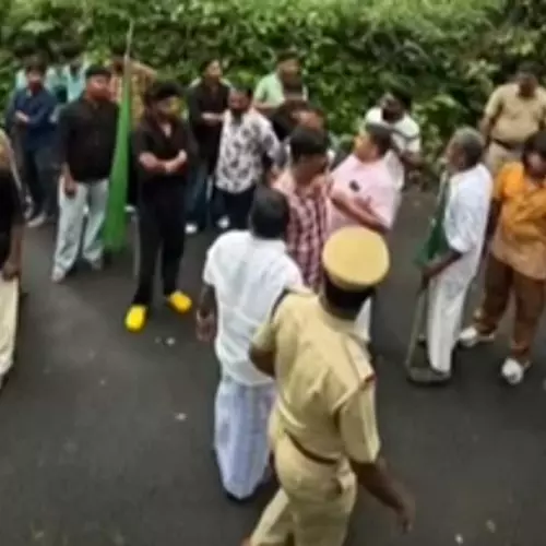 തൊടുപുഴയിൽ മുസ്ലിം ലീഗ് സംസ്ഥാന വൈസ് പ്രസിഡന്റിനെ വഴിയിൽ തടഞ്ഞ് യൂത്ത് ലീഗ് പ്രവർത്തകർ