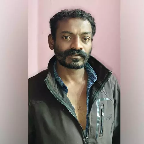 ഓട്ടോക്കൂലിയെച്ചൊല്ലിയ തർക്കത്തിനിടെ ഓട്ടോ ഡ്രൈവർക്ക് വെട്ടേറ്റു