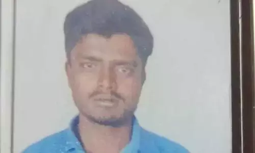 യുപിയിൽ കാവഡ് യാത്രക്കാരുടെ മർദനം: ഗുരുതരമായി പരിക്കേറ്റ് ചികിത്സയിലായിരുന്ന യുവാവ് കൊല്ലപ്പെട്ടു യുപിയിൽ കാവഡ് യാത്രക്കാരുടെ മർദനം: ഗുരുതരമായി പരിക്കേറ്റ് ചികിത്സയിലായിരുന്ന യുവാവ് കൊല്ലപ്പെട്ടു