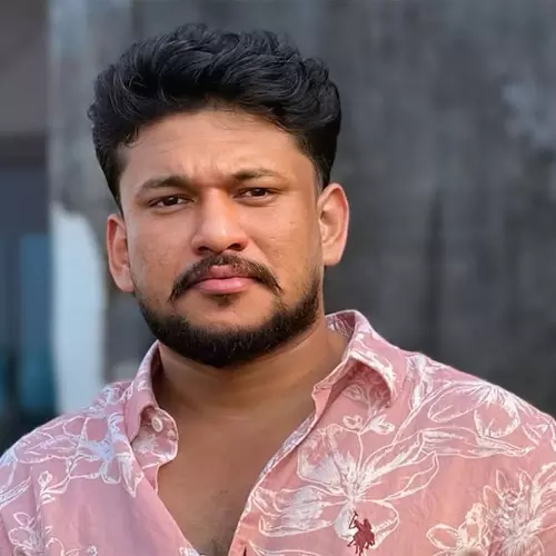 അർജുൻ ആയങ്കിയെ കസ്റ്റഡിയിൽ വാങ്ങാൻ കണ്ണൂർ സൈബർ പൊലീസ്; കാപ്പ ചുമത്താനും സാധ്യത
