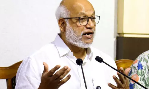 ബിജെപി പ്രതിപക്ഷ നേതാക്കളെ വേട്ടയാടുന്നു; വന്ദേമാതര വിവാദത്തിൽ സോണിയ ഗാന്ധിക്ക് പിന്തുണയുമായി എം.എ ബേബി