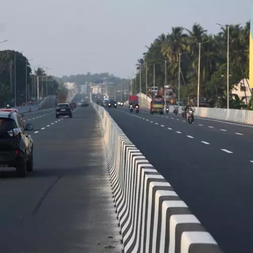 ദേശീയ പാതയ്ക്കായി ഭൂമി നൽകിയവർക്ക് വീണ്ടും ആശങ്ക?; തീരുമാനം കർശനമാക്കാൻ സുപ്രിംകോടതി