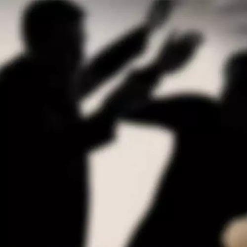 ഹണിമൂണിനിടെ ആർത്തവം വന്നതിനെ തുടർന്ന് ഭർത്താവ് മർദിച്ചു; ഹണിമൂൺ ദുരനുഭവമായി