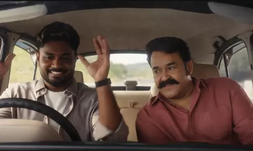 ചേട്ടനും ഏട്ടനും ഒന്നിച്ചു; ലാലേട്ടനും സഞ്ജുവും ഒന്നിച്ചഭിനയിച്ച കേരള ക്രിക്കറ്റ് ലീഗ് പരസ്യചിത്രം സമൂഹമാധ്യമങ്ങളിൽ തരംഗം ചേട്ടനും ഏട്ടനും ഒന്നിച്ചു; ലാലേട്ടനും സഞ്ജുവും ഒന്നിച്ചഭിനയിച്ച കേരള ക്രിക്കറ്റ് ലീഗ് പരസ്യചിത്രം സമൂഹമാധ്യമങ്ങളിൽ തരംഗം