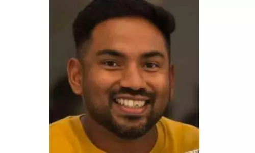 Non-resident Malayali collapses and dies during cricket match.