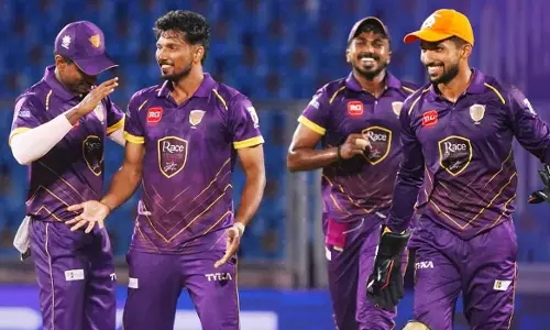 Alleppey Ripples crush Kochi in rain-affected KCL match. Alleppey Ripples crush Kochi in rain-affected KCL match.