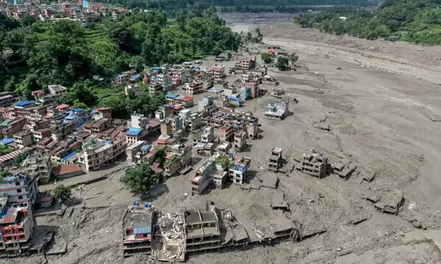 നേപ്പാൾ പ്രളയം: കണ്ടെത്താനുള്ളത് 285 ഇന്ത്യക്കാരെ, മരണം 469 നേപ്പാൾ പ്രളയം: കണ്ടെത്താനുള്ളത് 285 ഇന്ത്യക്കാരെ, മരണം 469