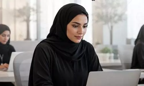 71% of Emiratis working in the UAE private sector are women. 71% of Emiratis working in the UAE private sector are women.