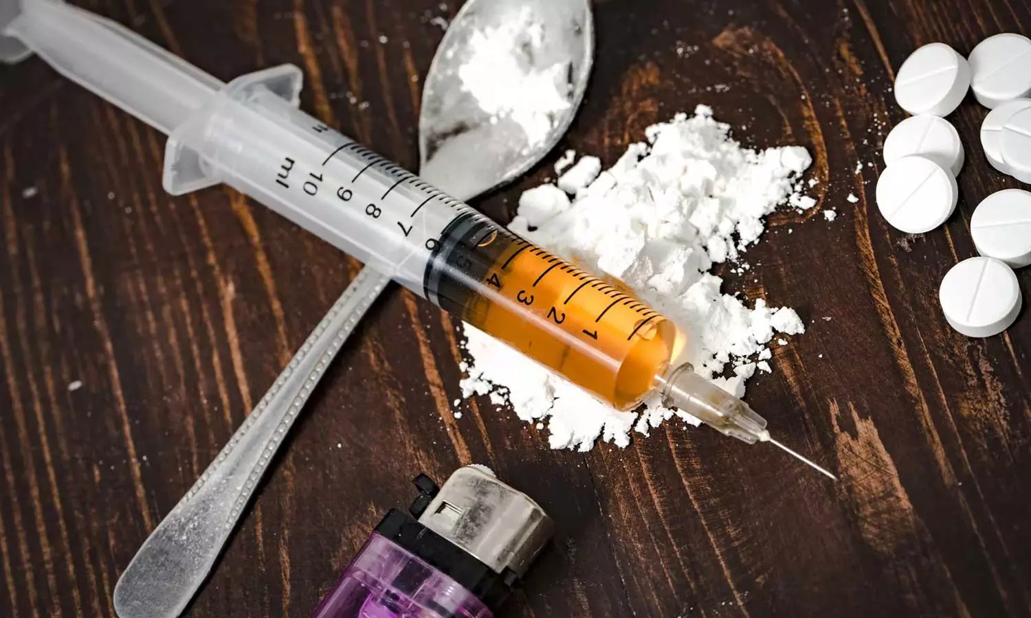 Information on drug and contraband smuggling can be shared; Saudi Customs announces rewards. Information on drug and contraband smuggling can be shared; Saudi Customs announces rewards.