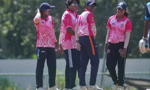 കെസിഎ പിങ്ക് വനിതാ ട്വന്റി 20 ചാമ്പ്യൻഷിപ്പ്: റൂബീസിനും പേൾസിനും വിജയം കെസിഎ പിങ്ക് വനിതാ ട്വന്റി 20 ചാമ്പ്യൻഷിപ്പ്: റൂബീസിനും പേൾസിനും വിജയം