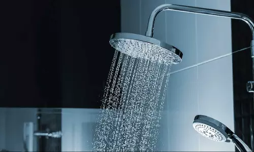 രാത്രി കിടക്കും മുമ്പ് കുളിക്കാറുണ്ടോ? ശരീരത്തിൽ സംഭവിക്കുന്നത് ഇതാണ്!