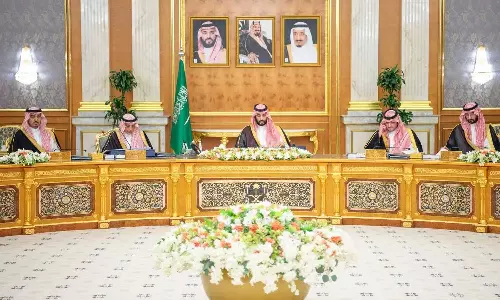 Cabinet meeting expresses support for the Arab move against Israeli occupation. Cabinet meeting expresses support for the Arab move against Israeli occupation.