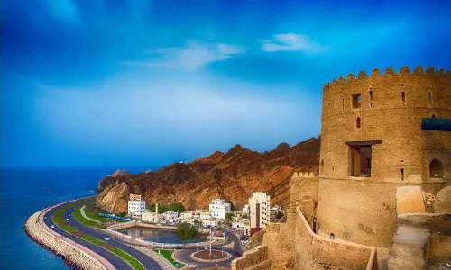 Temperatures drop as Oman transitions to autumn; tourism season begins in the country. Temperatures drop as Oman transitions to autumn; tourism season begins in the country.