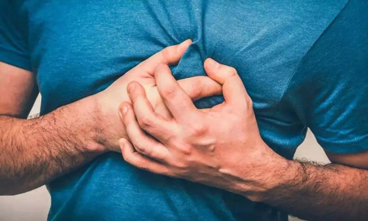 ബാത്ത്റൂമിലെ ഈയൊരു ശീലം ഹൃദയാഘാതത്തിന് കാരണമാകാം; നിസാരമാക്കല്ലേ ബാത്ത്റൂമിലെ ഈയൊരു ശീലം ഹൃദയാഘാതത്തിന് കാരണമാകാം; നിസാരമാക്കല്ലേ