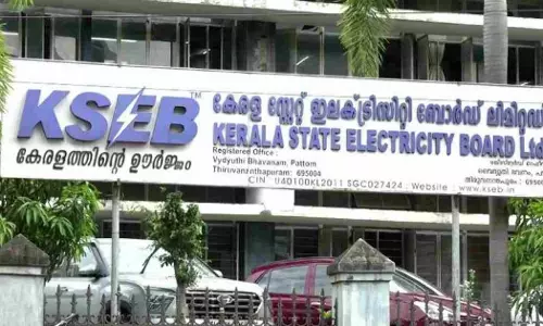 ഉയർന്ന വിലയ്ക്ക് വൈദ്യുതി വാങ്ങും; നാഷണൽ തെർമൽ പവർ കോർപ്പറേഷനെ സമീപിക്കാൻ സർക്കാർ ഉയർന്ന വിലയ്ക്ക് വൈദ്യുതി വാങ്ങും; നാഷണൽ തെർമൽ പവർ കോർപ്പറേഷനെ സമീപിക്കാൻ സർക്കാർ